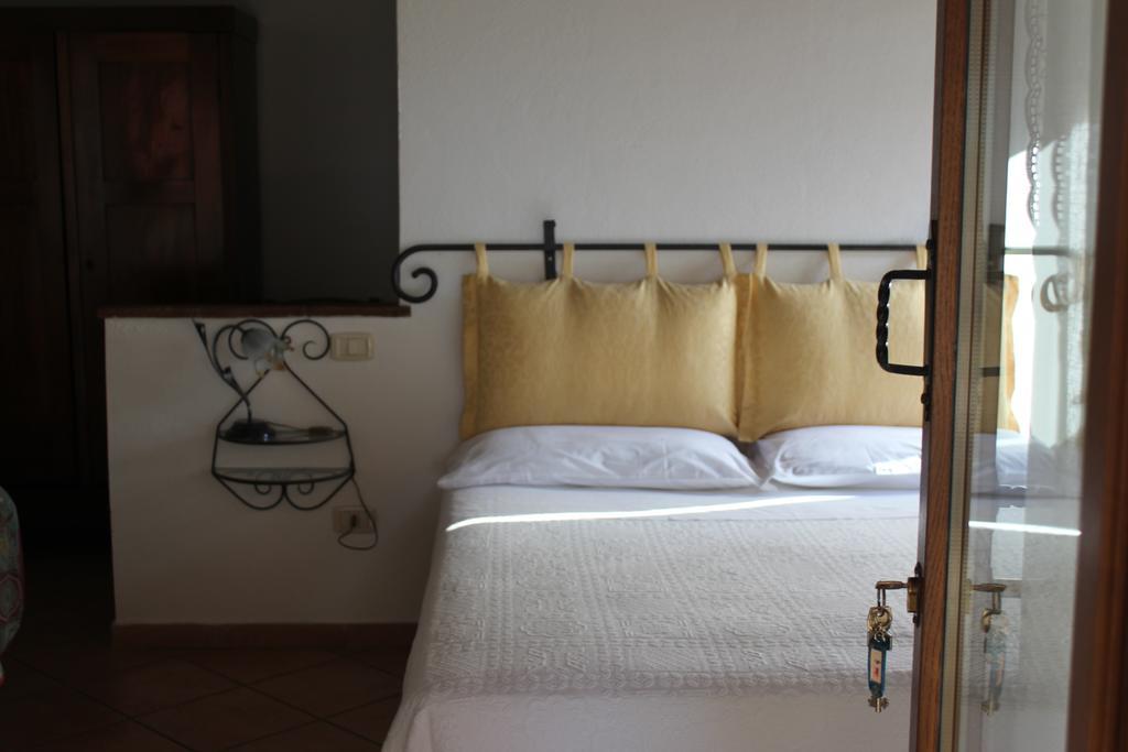 Agriturismo Il Poggiolo Montemerano Habitación foto